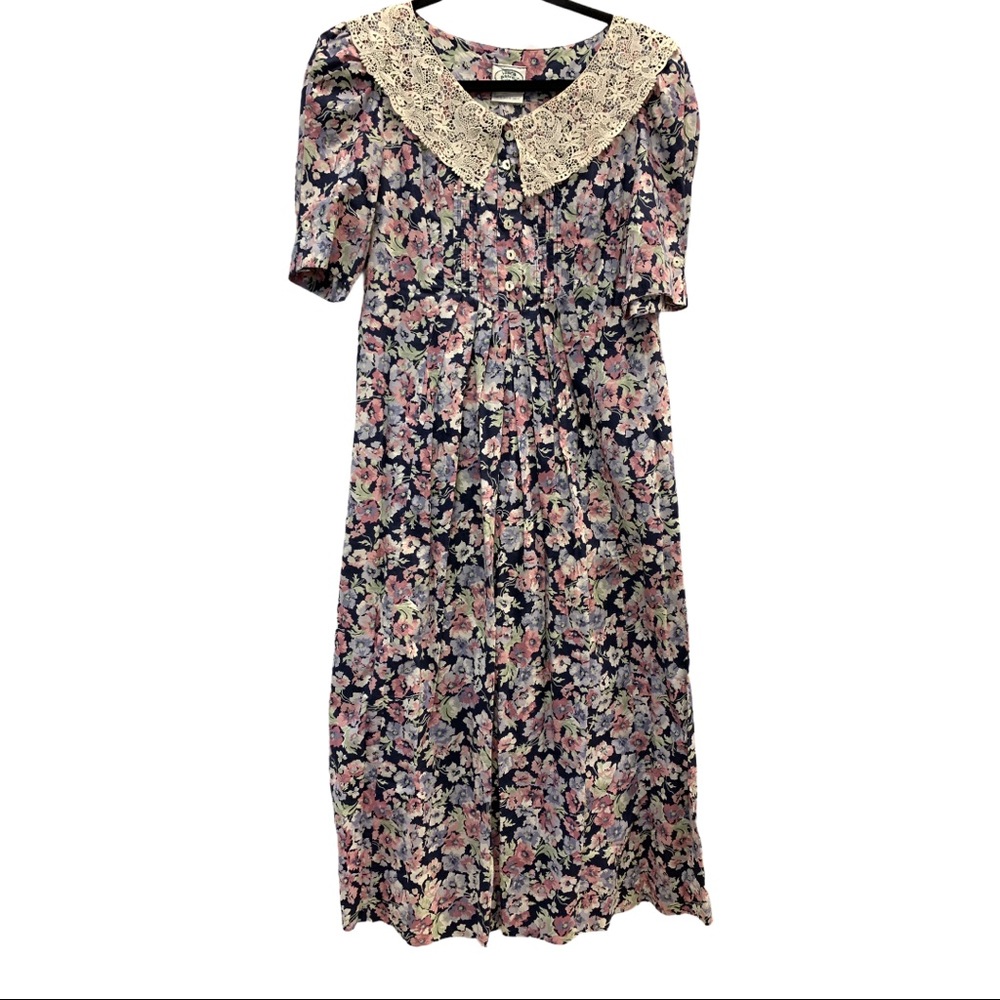 VIntage Laura Ashley Cottage Core Flower Dress